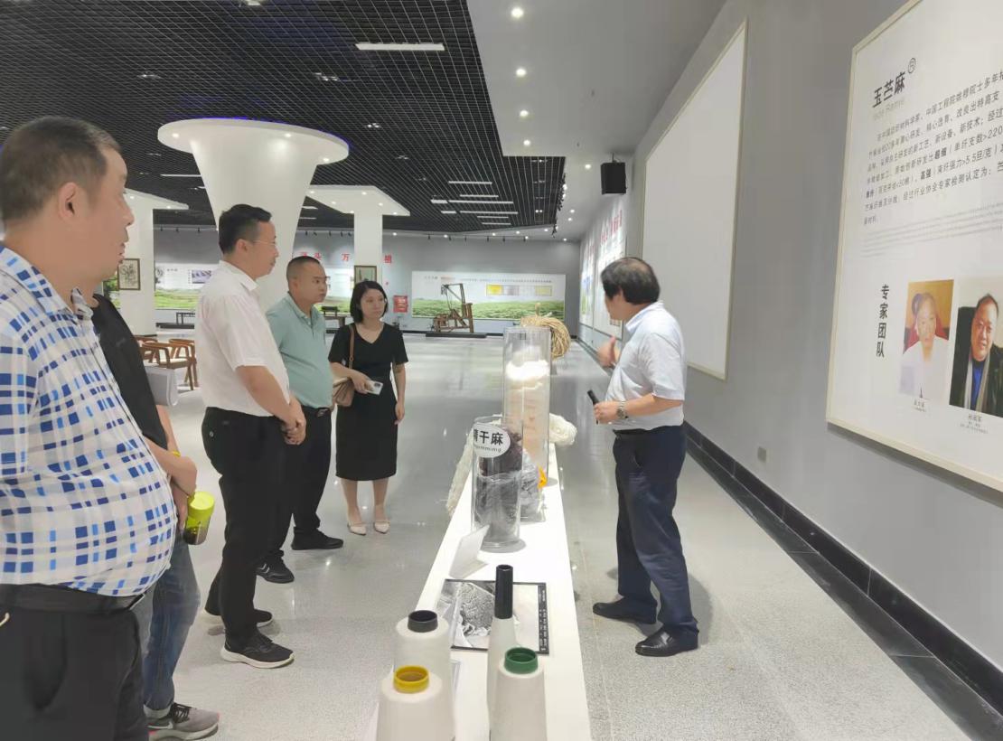 省棉麻集團調研組赴達州、廣安等地考察調研